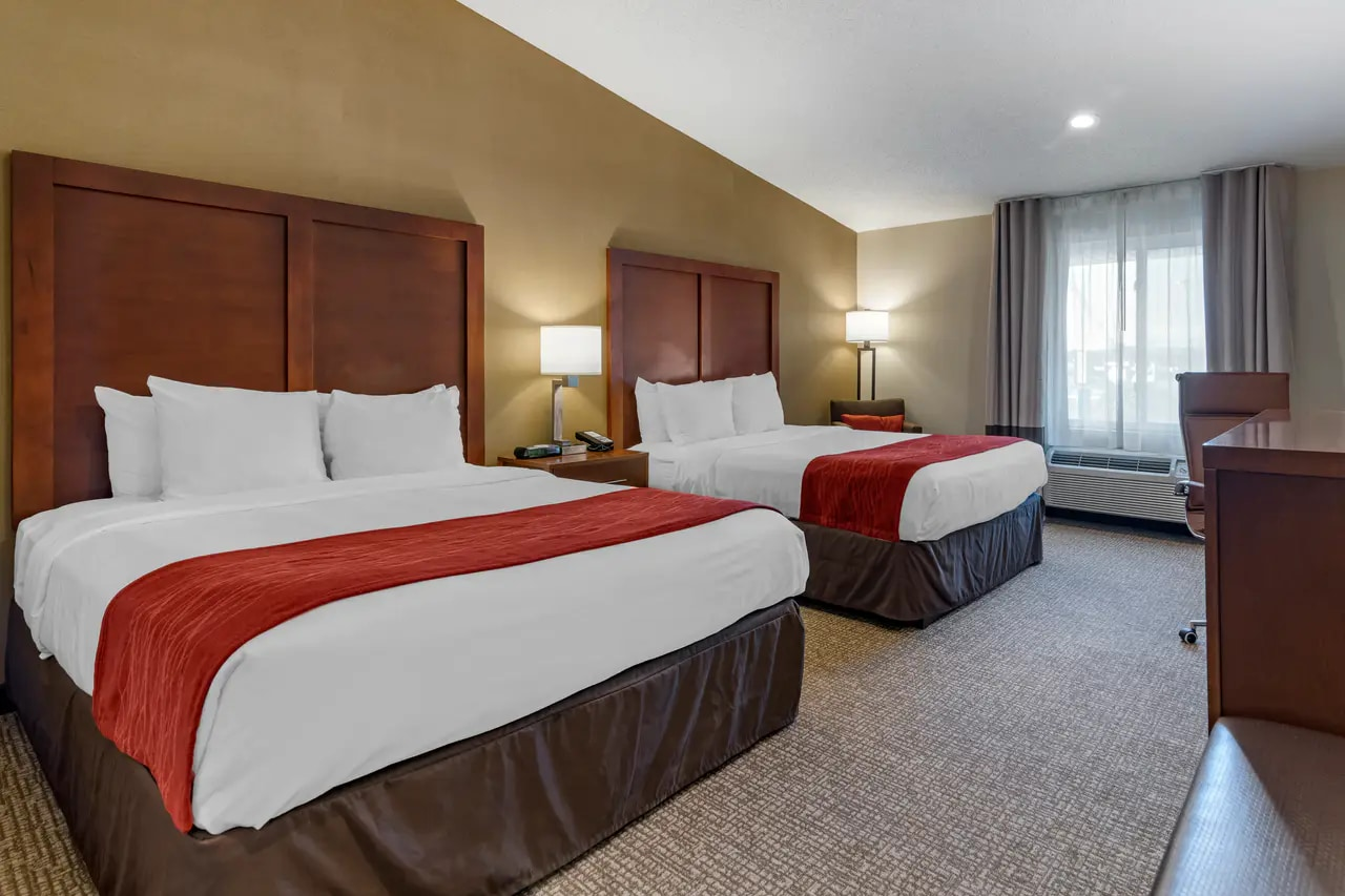Double Queen Bed Guest Room